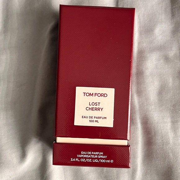 Tom Ford Lost Cherry Eau de Parfum 100ml - Picture 2 of 4